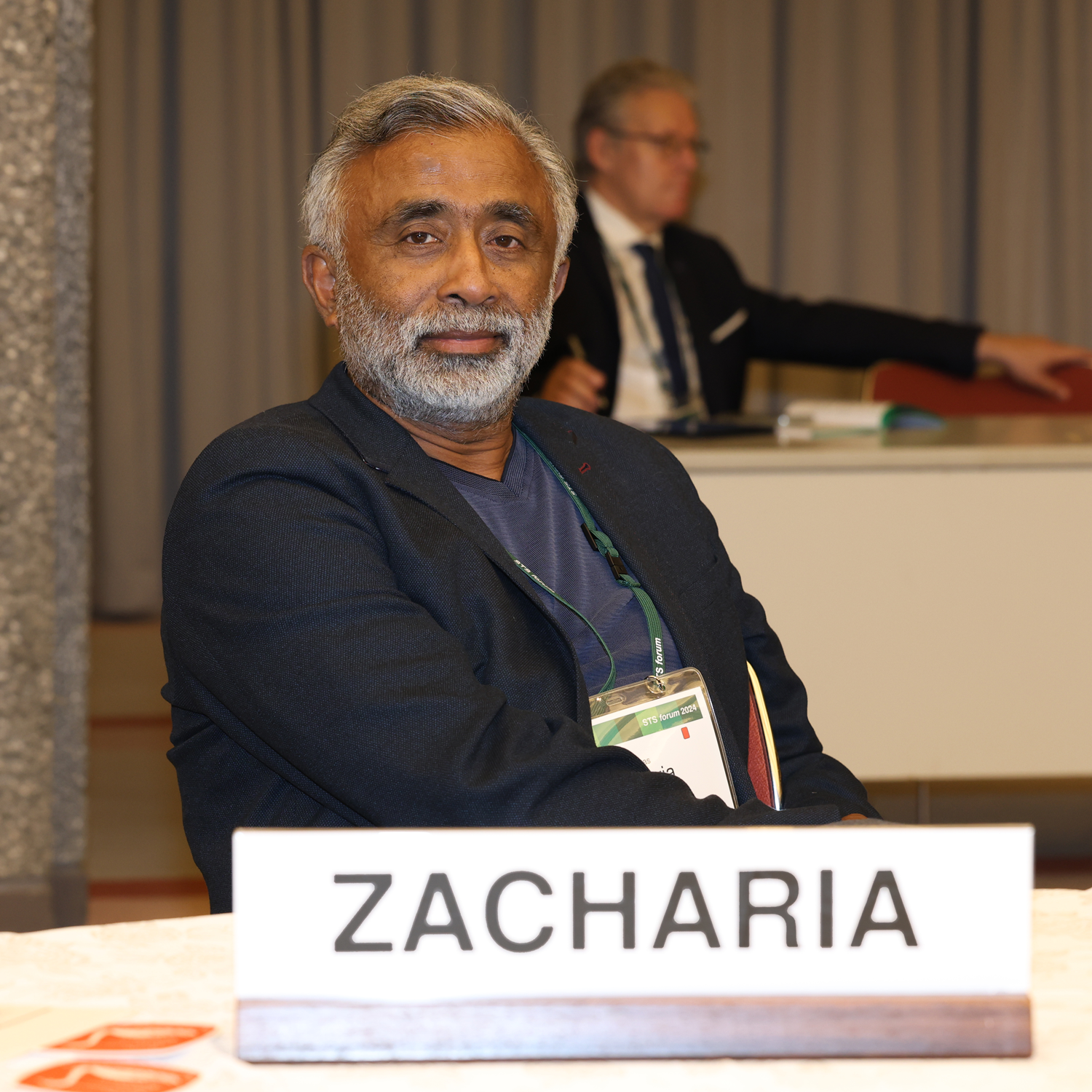 Dr. Thomas Zacharia